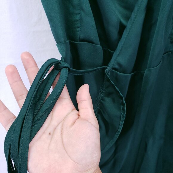 Princess Polly Green Lightweight Silky Sleeveless Short Mini Wrap Dress Size 4 - Picture 9 of 16